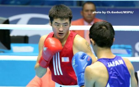 Монголын боксчид Азийн наадмаас анхны алтан медалиа хүртлээ. Баяр хүргэе!