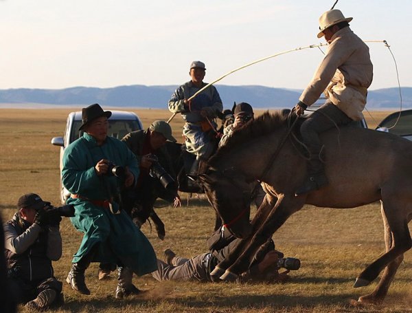 Монголын  баялаг “Морин аялал”-ын  Э.Хишигбаяр