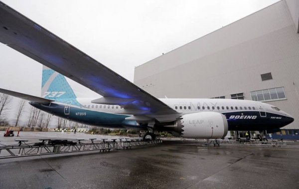 “737 MAX” загварын онгоцны шинэчилсэн програм хангамжийн туршилтыг 100 орчим удаа хийжээ