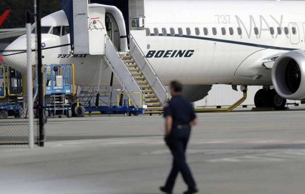Шинэчилсэн “Boeing 737 MAX”-ийг сүүлийн удаа туршжээ