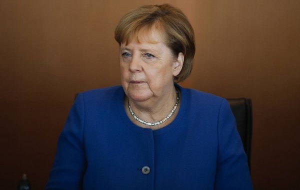 Дэлхийн хамгийн нөлөө бүхий эмэгтэйгээр А.Меркелийг тодруулжээ