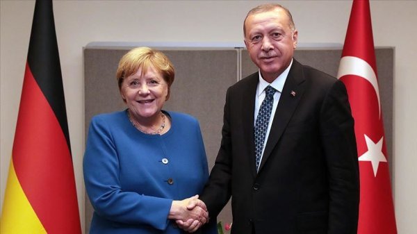 Эрдоган, Меркель нар Сирийн асуудлыг хэлэлцжээ